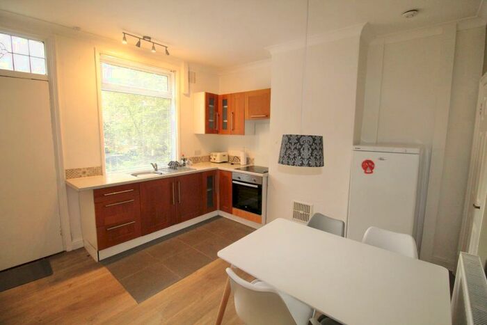 2 Bedroom Terraced House To Rent In Trelawn Terrace, LS6