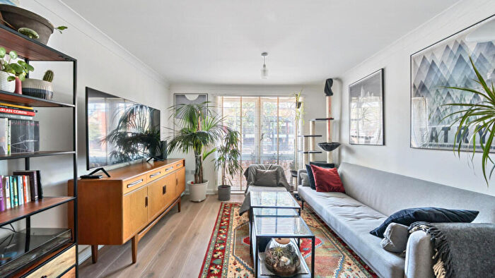 1 Bedroom Flat For Sale In London, London, N15