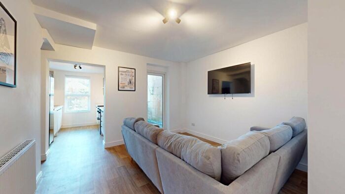 5 Bedroom House To Rent In Herbert Road, Oldfield Park, Bath, BA2