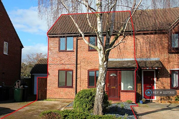 3 Bedroom Semi-Detached House To Rent In Speirs Way, Diss, IP22