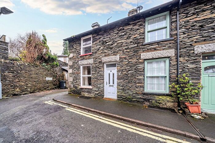 2 Bedroom End Terrace House For Sale In Beech Street, Windermere, LA23
