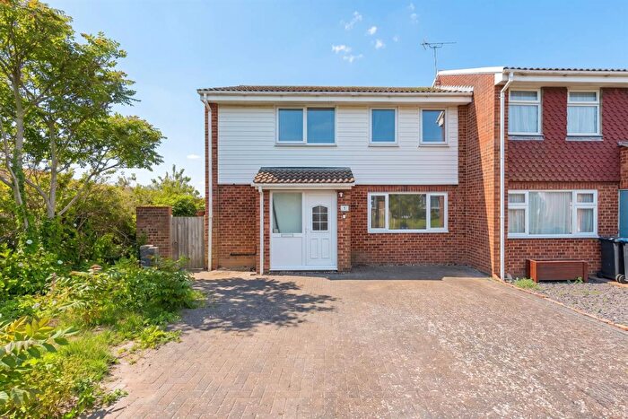 4 Bedroom Semi Detached House For Sale In Copperhurst Walk, Palm Bay, Margate, CT9