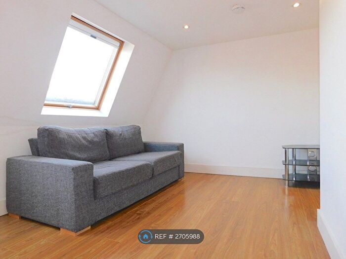 1 Bedroom Flat To Rent In Stroud Green Road, London, N4