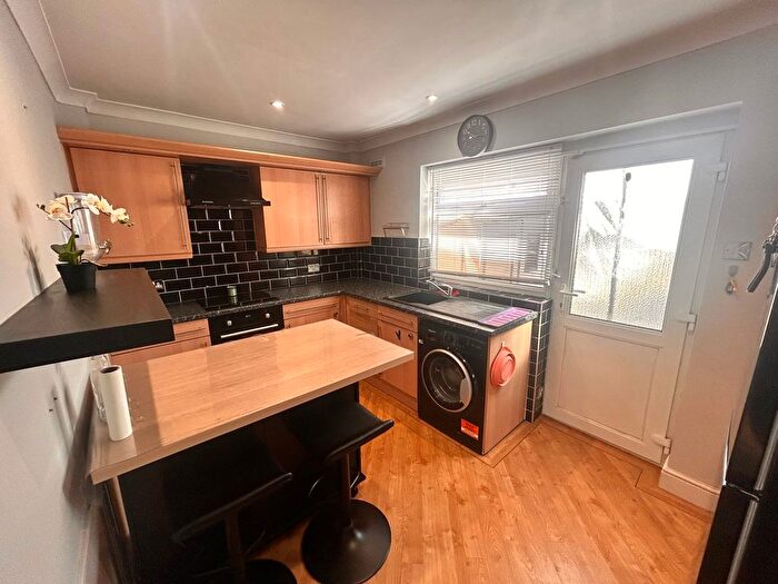2 Bedroom Semi-Detached House To Rent In Merlin Road, Welling, DA16