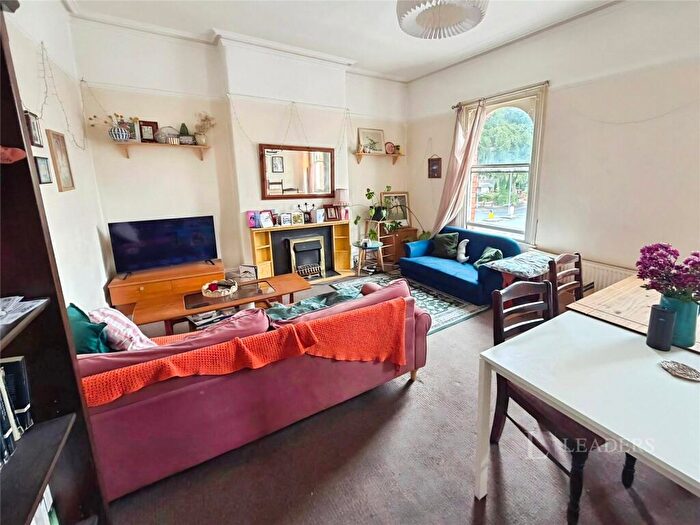 2 Bedroom Flat To Rent In Old Hall Road, Sale, Greater Manchester, M33