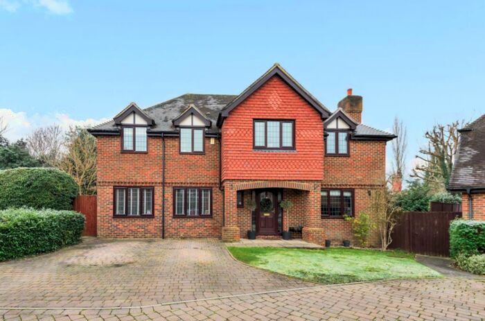 5 Bedroom Detached House To Rent In Northwick, RG27