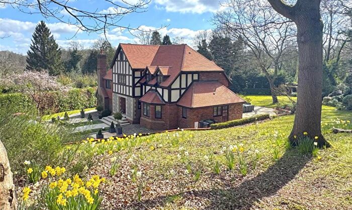 5 Bedroom Detached House For Sale In Trottiscliffe Road, Addington, ME19