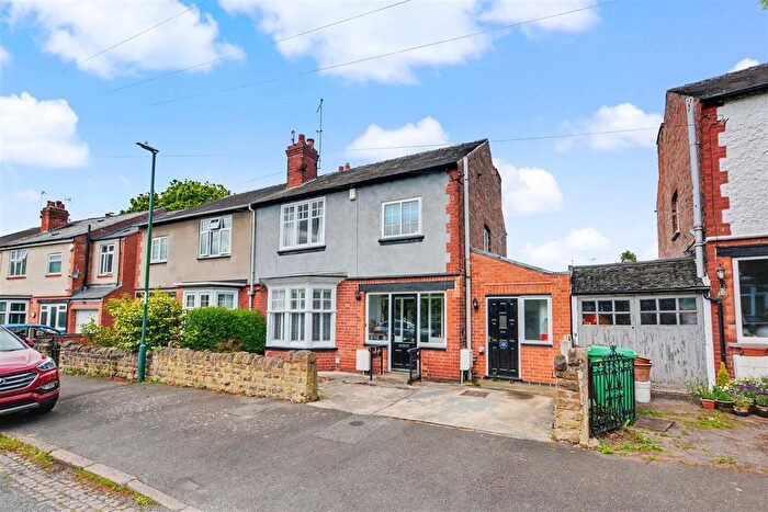 3 Bedroom Semi Detached House For Sale In Cavendish Vale, Nottingham, NG5