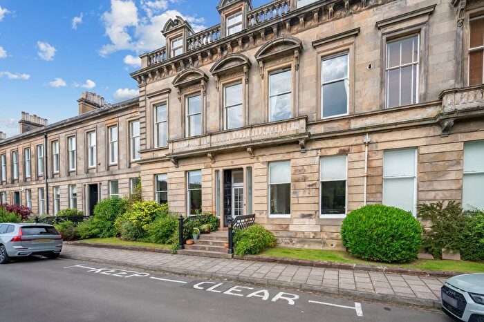 3 Bedroom Flat To Rent In Kirklee Gardens, Kirklee, Glasgow, G12