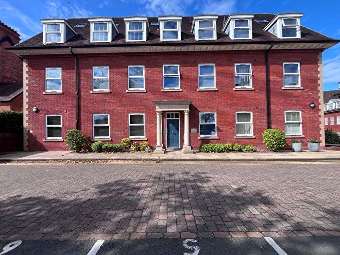 Studio To Rent In Homer Road, Solihull, West Midlands, B91