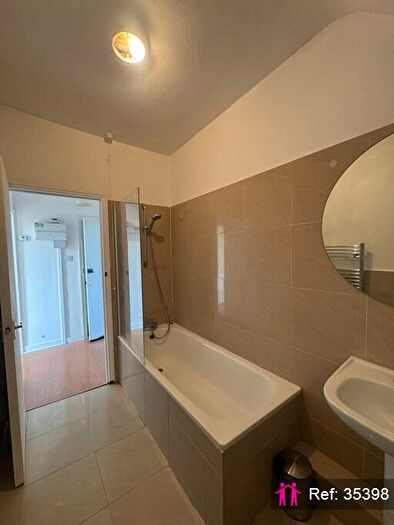 1 Bedroom Apartment For Sale In Selhurst Road, London, SE25