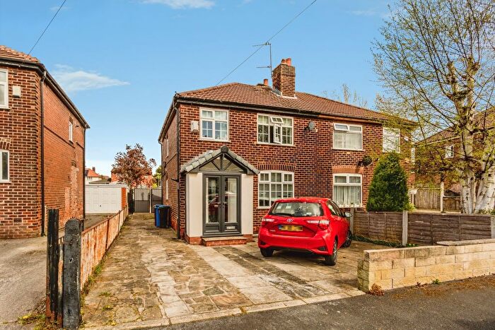 3 Bedroom Semi Detached House For Sale In Granville Road, Cheadle Hulme, Cheadle, Greater Manchester, SK8