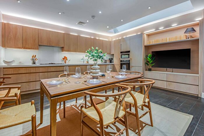 1 Bedroom Flat To Rent In Beaufort Gardens, London, SW3