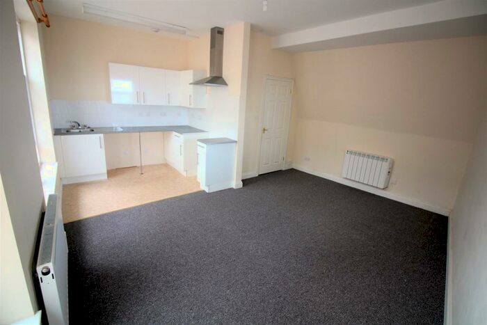 1 Bedroom Flat To Rent In Flat, Glendale, EX34