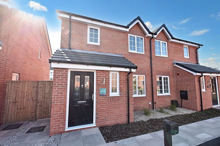 3 Bedroom Semi-Detached House To Rent In Entwistle Drive, Blackburn, BB2