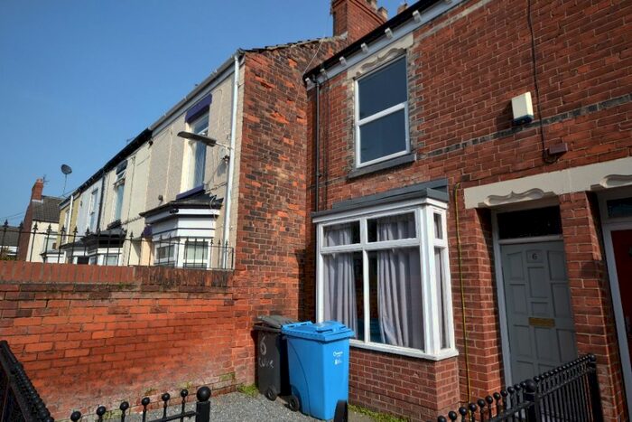 2 Bedroom Terraced House To Rent In Clive Vale, Estcourt Street, Hull, HU9
