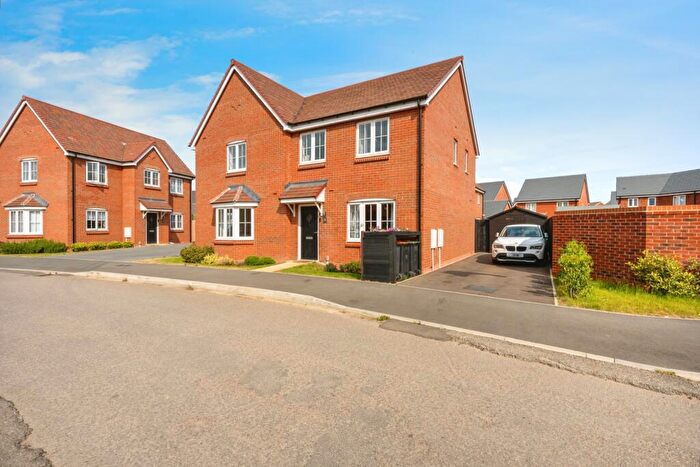 3 Bedroom Semi-Detached House For Sale In Wallis Avenue, Shortstown, Bedford, Bedfordshire, MK42