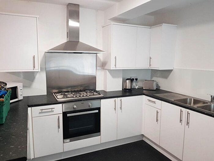 4 Bedroom Property To Rent In Rhyddings Terrace, Brynmill, Swansea, SA2