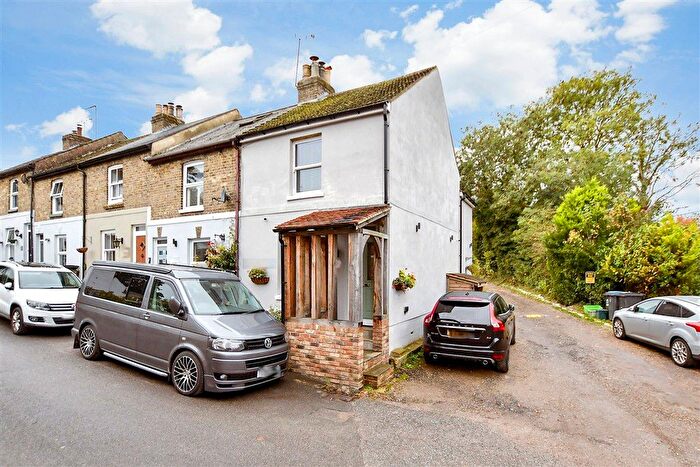 3 Bedroom End Terrace House For Sale In Church Hill, Temple Ewell, Dover, Kent, CT16