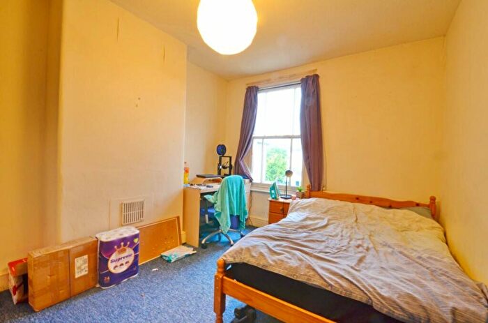 5 Bedroom House To Rent In Dongola Road, Bristol, BS7