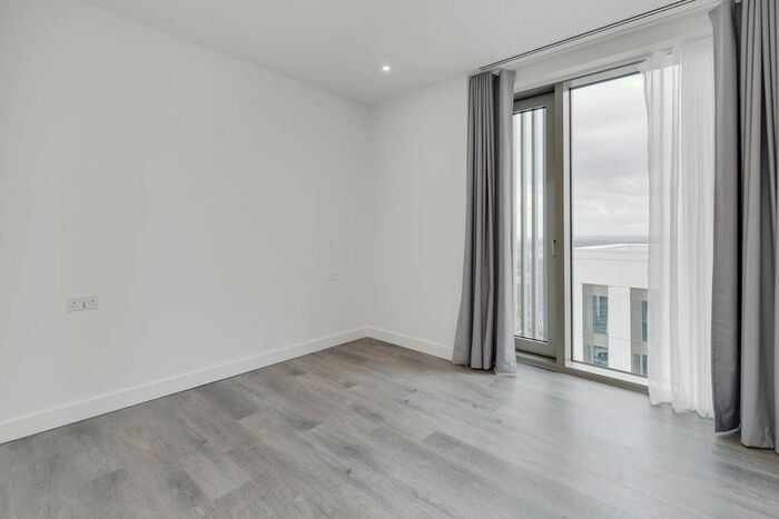 2 Bedroom Flat To Rent In Cherry Park Lane, London, E20