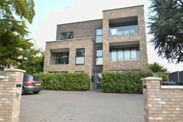 2 Bedroom Apartment To Rent In Grovelands Road, Purley, CR8
