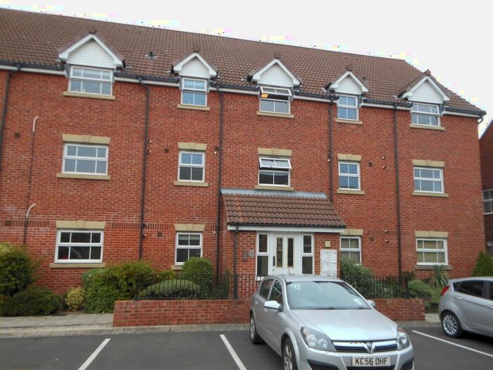 2 Bedroom Flat To Rent In Great Park Drive, Leyland, PR25