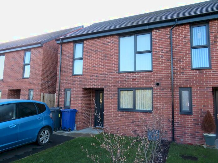 2 Bedroom House To Rent In Flockton Lane, DN6