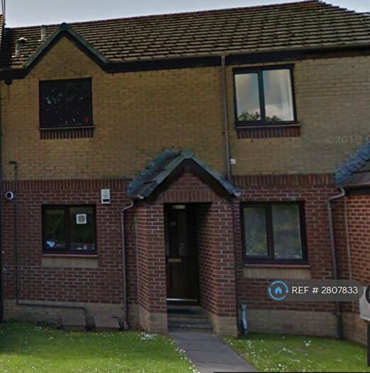 2 Bedroom Flat To Rent In Anniesland, Glasgow, G13