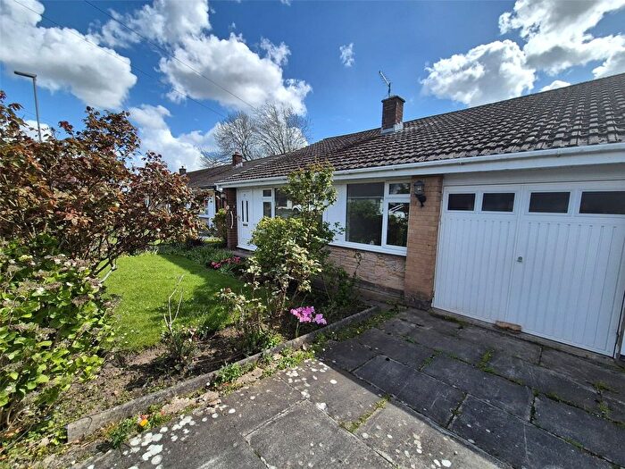 2 Bedroom Bungalow For Sale In Richmond Drive, Lymm, Cheshire, WA13