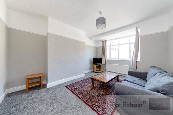 2 Bedroom Flat To Rent In Greystoke Gardens, Sandyford, Newcastle Upon Tyne, NE2