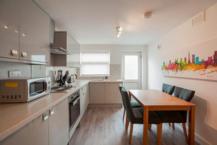 3 Bedroom House To Rent In Grenville Road, Beeston, Nottingham, Nottinghamshire, NG9