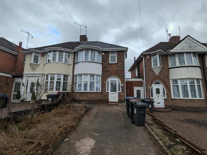 3 Bedroom Detached House To Rent In Gilbertstone Avenue, South Yardley, Birmingham, B26