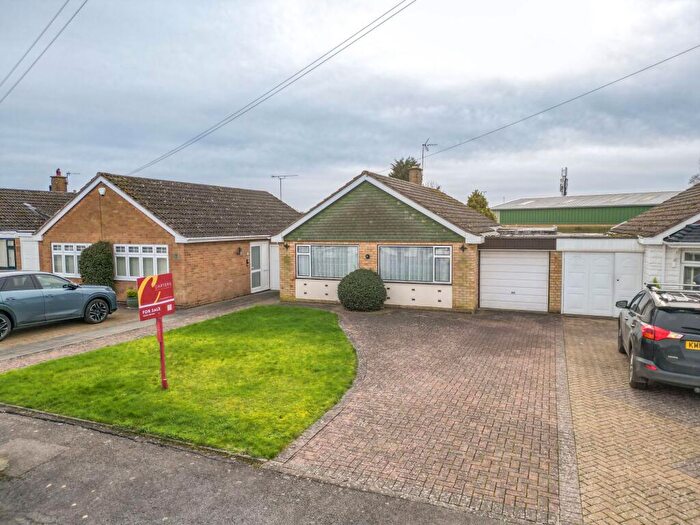 3 Bedroom Detached Bungalow For Sale In Windermere Avenue, Nuneaton, CV11