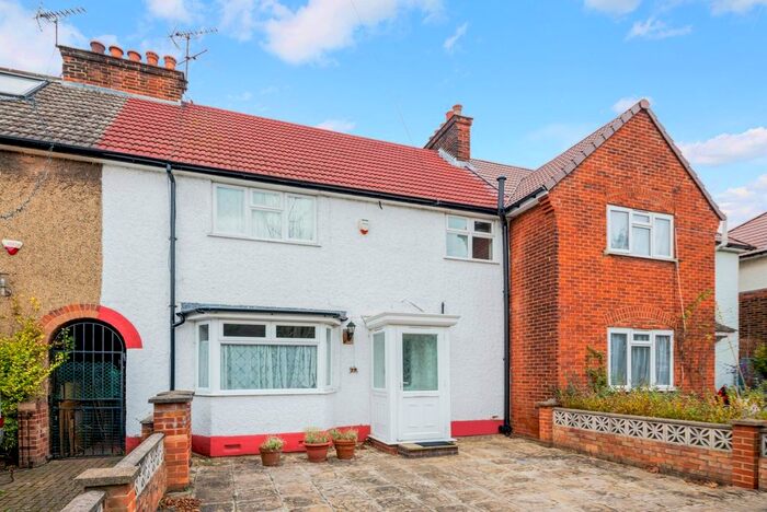 3 Bedroom Terraced House To Rent In Toynbee Road, Wimbledon, SW20