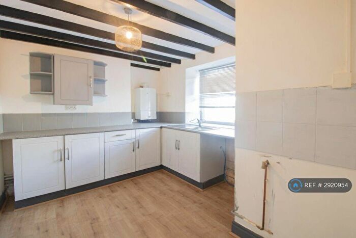 1 Bedroom Flat To Rent In Tynewydd House, Newport, NP11