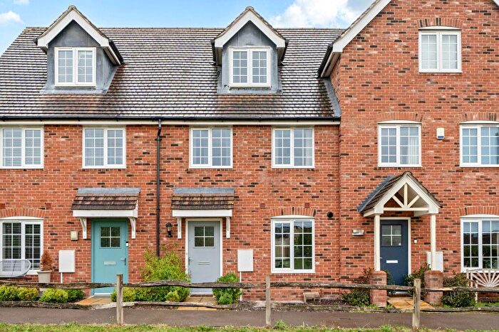 4 Bedroom Town House For Sale In Fleece Close, Andover, SP11