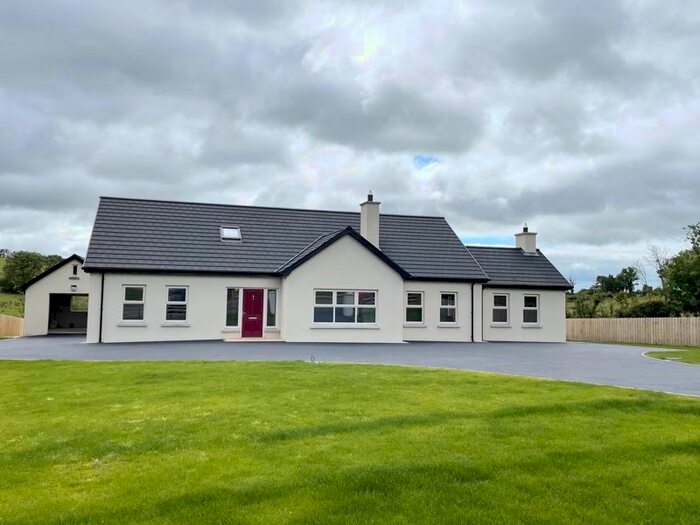 4 Bedroom Detached House For Sale In Cabragh Road, Dungannon, BT70