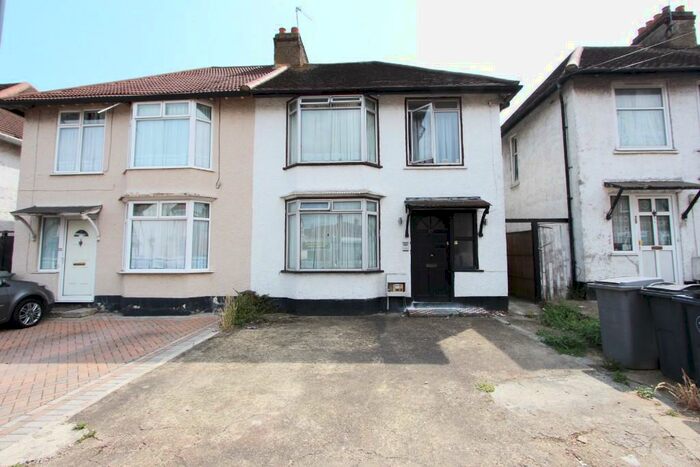 Studio To Rent In Pembroke Road, Wembley, Middlesex, HA9