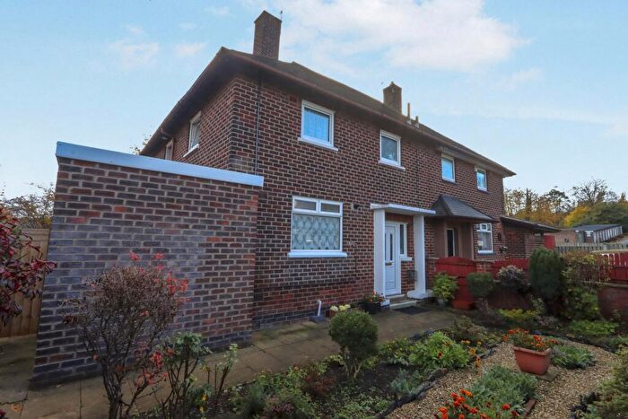3 Bedroom Semi Detached House For Sale In Bowden Wood Road, Sheffield, South Yorkshire, S9