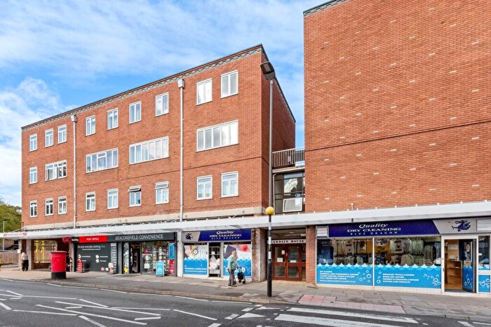 2 Bedroom Flat For Sale In Burkes Road, Beaconsfield, HP9