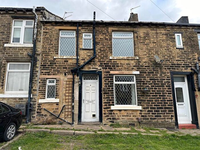 2 Bedroom Terraced House To Rent In Elmwood Street, Halifax, HX1