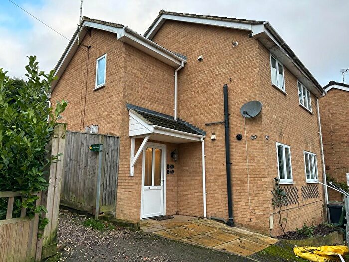 1 Bedroom Maisonette To Rent In Crisp Road, Henley-On-Thames, Oxfordshire, RG9