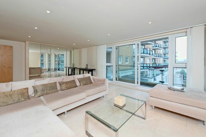 2 Bedroom Flat To Rent In Compass House, Smugglers Way, SW18