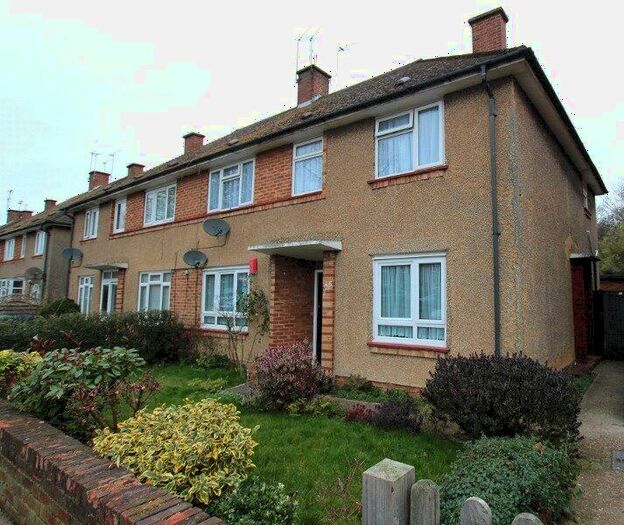 2 Bedroom End Of Terrace House To Rent In Whittington Way, Pinner, Middlesex, HA5