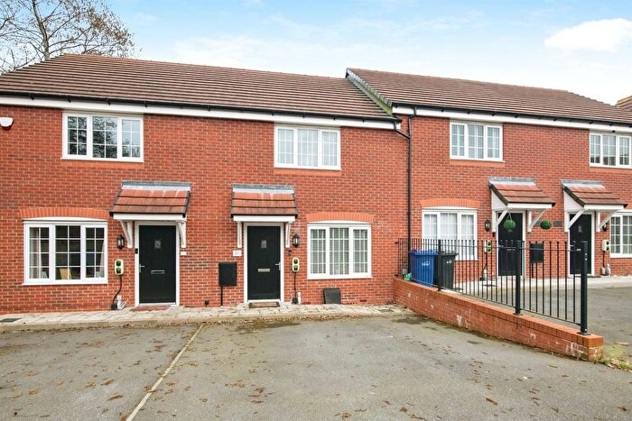 2 Bedroom Terraced House For Sale In Shearing Close, Dudley, DY1