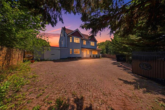 6 Bedroom Detached House For Sale In Brighton Road, Lower Kingswood, Tadworth, Surrey, KT20