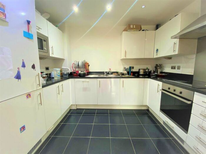 1 Bedroom Flat To Rent In Pinner Road, Harrow, HA1