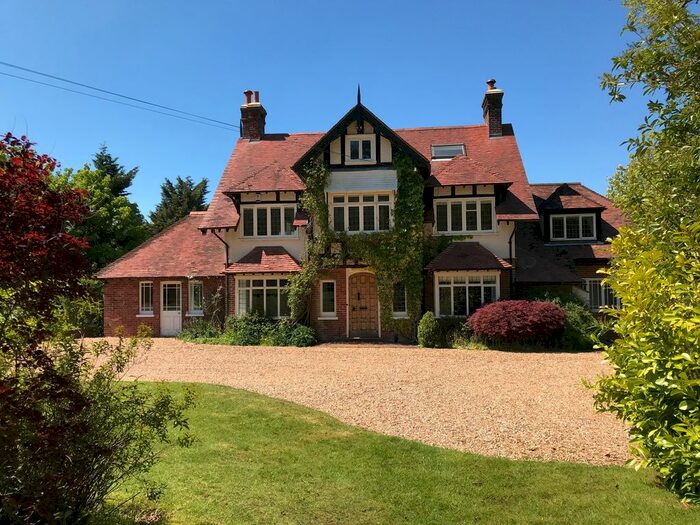 8 Bedroom Detached House To Rent In Mayfield Lane, Wadhurst, TN5