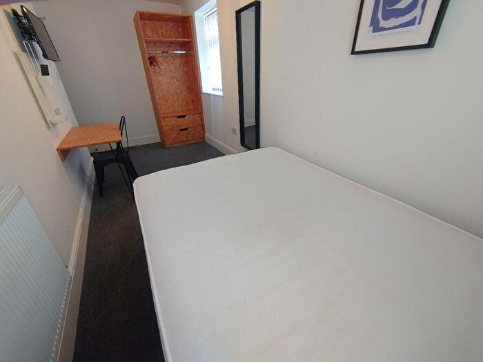 5 Bedroom Flat To Rent In Flat, Boaler Street, Liverpool, L6
